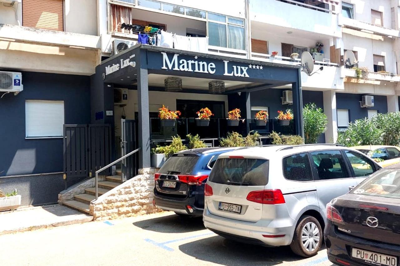 Marine Lux apartments Pula Extérieur photo