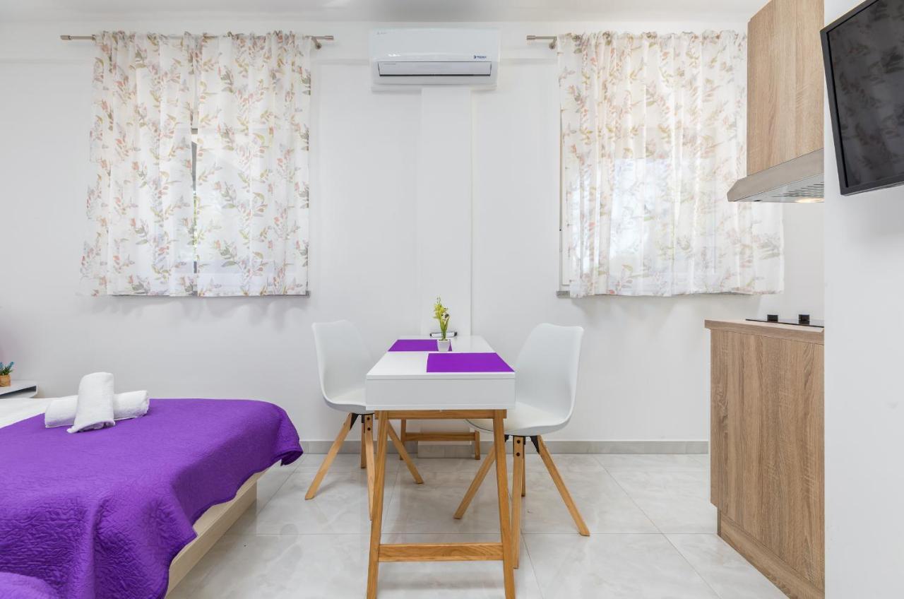Marine Lux apartments Pula Extérieur photo