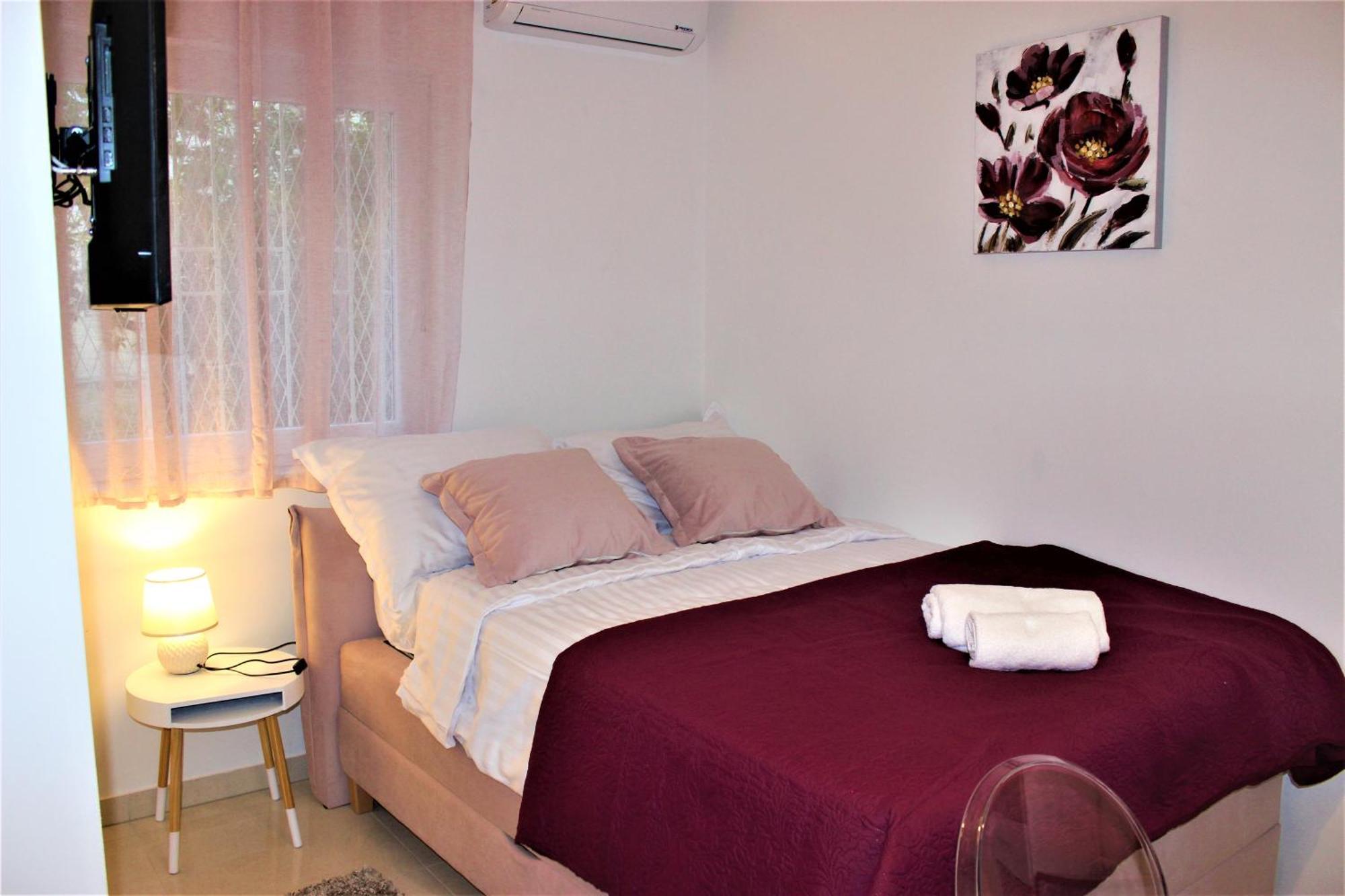 Marine Lux apartments Pula Extérieur photo